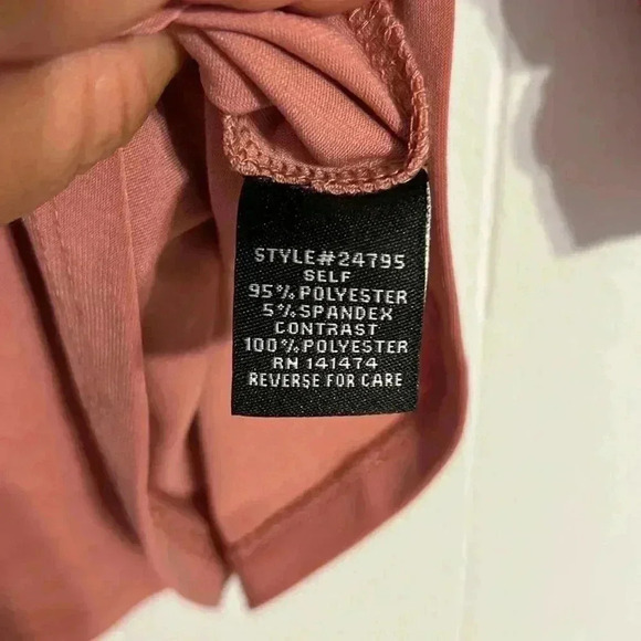 Women’s size XL. Blouse, plush, pink, sheer arms, new with‎ tags. Atelier 29 - Picture 3 of 6